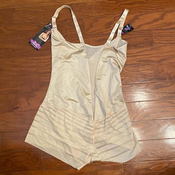 NEW! MadeInForm Self Expressions WYOB Romper - Picture 2 of 2